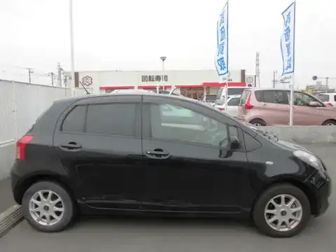 カタログ画像：ヴィッツ （VITZ） Ｆ アドバンスドエディション 2007年1月 DBA-KSP90 1000cc ブラックマイカ 燃費22.0km / l 外装