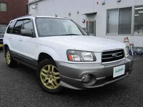 カタログ画像：フォレスター （FORESTER） Ｘ２０ Ｌ．Ｌ．Ｂｅａｎエディション 2004年4月 TA-SG5 2000cc ピュアホワイト／プレミアムシルバー・メタリック 燃費13.6km / l メイン（その他）