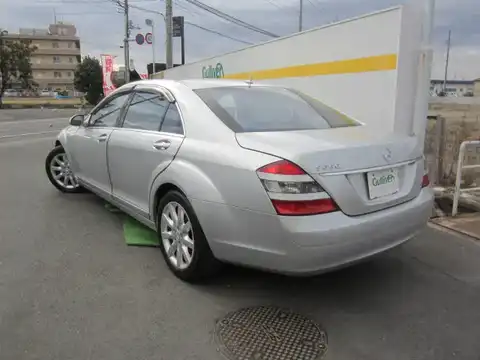 カタログ画像：Ｓクラス （S-CLASS） Ｓ５５０ロング 2007年10月 DBA-221171 5500cc キューバナイトシルバー（Ｍ）orイリジウムシルバー（Ｍ） 燃費6.7km / l 外装