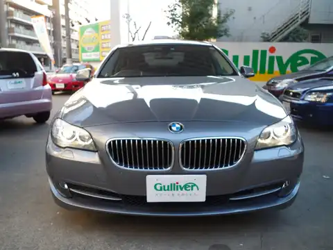 カタログ画像：５シリーズ （5 SERIES） ５２３ｉ ハイラインパッケージ 2010年7月 DBA-FP25 2500cc スペース・グレー・メタリック 燃費11.2km / l フロント