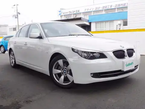 カタログ画像：５シリーズ （5 SERIES） ５２５ｉ 2007年6月 ABA-NU25 2500cc アルピン・ホワイトⅢ 燃費8.8km / l メイン（その他）