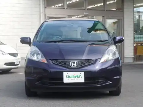 カタログ画像：フィット （FIT） Ｌ スマートスタイルエディション 2009年5月 DBA-GE6 1300cc プレミアムディープバイオレット・パール 燃費21.5km / l フロント