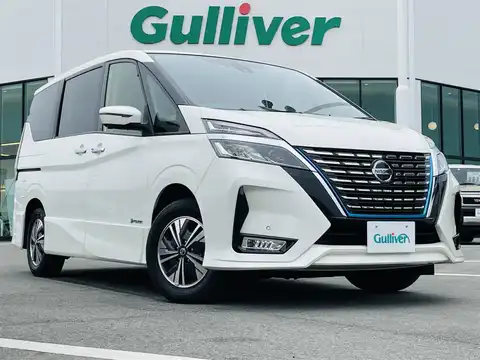 カタログ画像：セレナ （SERENA） ハイウェイスターＶ 2020年8月 5AA-GFC27 2000cc ブリリアントホワイトパール（3P）/ダイヤモンドブラック（P） 2トーンorブリリアントホワイトパール（3P） 燃費13.2km / l メイン（その他）