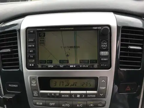 カタログ画像：アルファードＧ （ALPHARD G） ＭＳ 2004年4月 TA-MNH10W 3000cc ホワイトパールマイカ 燃費8.9km / l 内装