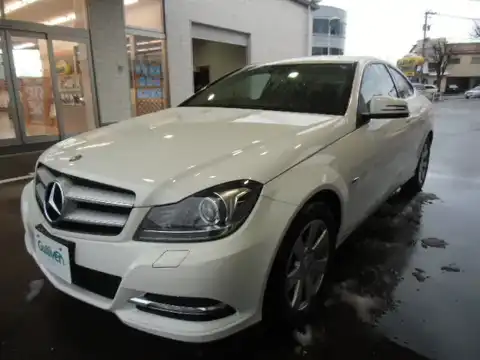 カタログ画像：Ｃクラス （C-CLASS） Ｃ２５０クーペ シュポルト 2014年4月 DBA-204347 1800cc ポーラーホワイト（Ｓ） 燃費13.2km / l メイン（その他）