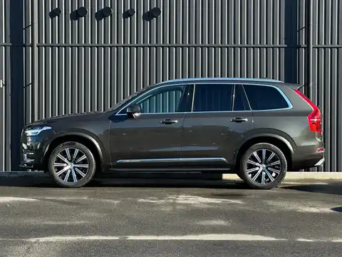 カタログ画像：ＸＣ９０ （XC90） Ｔ６ ＡＷＤ インスクリプション エアサスペンション装着車 2019年10月 DBA-LB420XCA 2000cc オスミウムグレーメタリックorサヴィルグレーメタリックorパイングレーメタリックorペブルグレーメタリックorサンダーグレーメタリック 燃費12.5km / l 外装