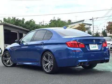 カタログ画像：Ｍ５ （M5） ベースグレード 2011年7月 ABA-FV44M 4400cc モンテ・カルロ・ブルー メイン