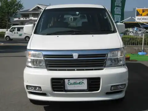 カタログ画像：エルグランド （ELGRAND） コールマンバージョン 2001年5月 GH-APWE50 3500cc ホワイトパール（３Ｐ）ｏｒホワイトパール（３Ｐ）（Ｓ．Ｆ．Ｈ．Ｃ） 燃費7.0km / l フロント