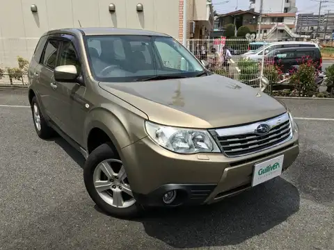 カタログ画像：フォレスター （FORESTER） ２．０ＸＳ 2007年12月 DBA-SH5 2000cc トパーズゴールド・メタリック 燃費14.0km / l メイン（その他）