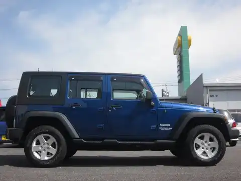 カタログ画像：ジープ・ラングラーアンリミテッド （JEEP WRANGLER UNLIMITED） スポーツ４ＡＴ 2008年11月 ABA-JK38L 3800cc ディープウォーターブルー パールコート 燃費7.1km / l 外装