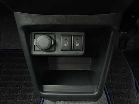 カタログ画像：アルト （ALTO） Ａ 2023年12月 3BA-HA37S 660cc ホワイト 燃費23.5km / l 内装