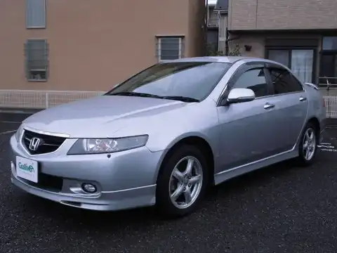 カタログ画像：アコード （ACCORD） ２４ＴＬ 2004年10月 ABA-CL9 2400cc サテンシルバー・メタリック 燃費12.0km / l フロント