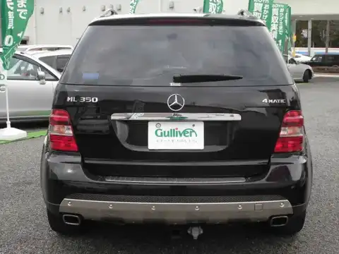 カタログ画像：Ｍクラス （M-CLASS） ＭＬ３５０ ４マチック エディション １０ 2008年5月 DBA-164186 3500cc オブシディアンブラック 燃費7.9km / l バック