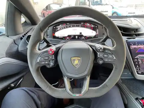 カタログ画像：レヴエルト （REVUELTO） ベースグレード 2023年3月 7LA-ZMREV 6500cc 内装