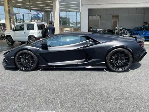 ランボルギーニ,レヴエルト,ベースグレード,2023年3月