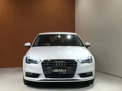 カタログ画像：Ａ３セダン （A3 SEDAN） １．８ＴＦＳＩクワトロ 2015年9月 ABA-8VCJSL 1800cc グレイシアホワイトメタリック 燃費14.8km / l フロント