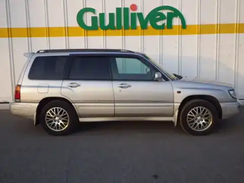 カタログ画像：フォレスター （FORESTER） Ｔ／２５ 1998年9月 GF-SF9 2500cc アークティックシルバー・メタリック／アークティックシルバー・メタリック 燃費11.0km / l 外装