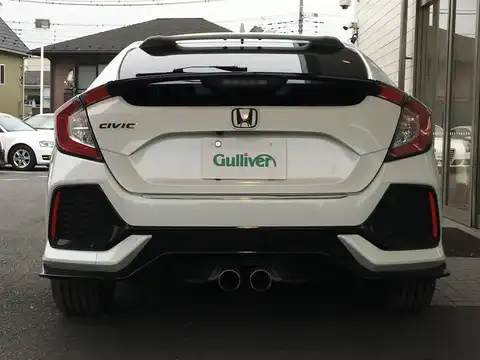 カタログ画像：シビック （CIVIC） ハッチバック ホンダセンシング 2019年10月 DBA-FK7 1500cc ホワイトオーキッド・パール 燃費18.0km / l バック