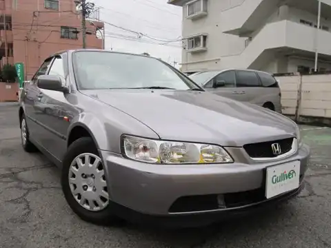 カタログ画像：アコード （ACCORD） １．８ＶＴＥ 2000年6月 GH-CF3 1800cc サテンシルバー・メタリック 燃費16.2km / l メイン（その他）