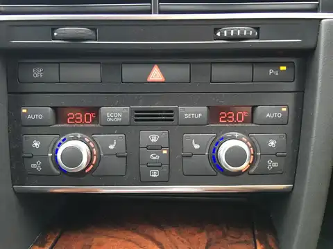 カタログ画像：Ａ６アバント （A6 AVANT） ２．８ＦＳＩクワトロ 2008年1月 ABA-4FBDXS 2800cc アイビスホワイト 燃費9.3km / l 内装