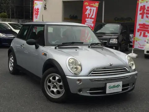 カタログ画像：ＭＩＮＩ （MINI） ワン 2004年9月 GH-RA16 1600cc ピュア・シルバーメタリック 燃費14.0km / l メイン（その他）