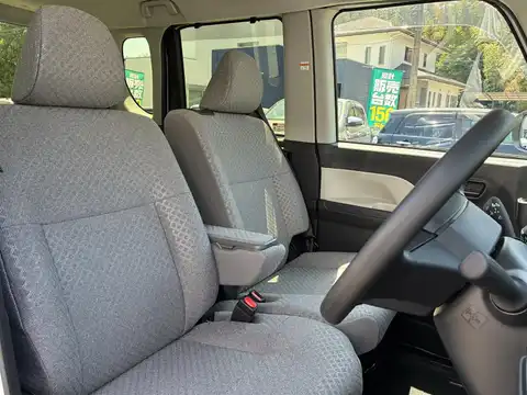 カタログ画像：タント （TANTO） Ｌ ｅｃｏ ＩＤＬＥ非装着車 2024年10月 5BA-LA650S 660cc シャイニングホワイトパール 燃費20.1km / l 内装
