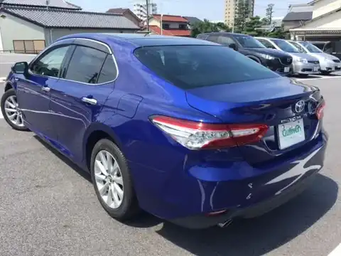 カタログ画像：カムリ （CAMRY） Ｇ 2019年12月 6AA-AXVH75 2500cc ダークブルーマイカメタリック 燃費21.6km / l バック