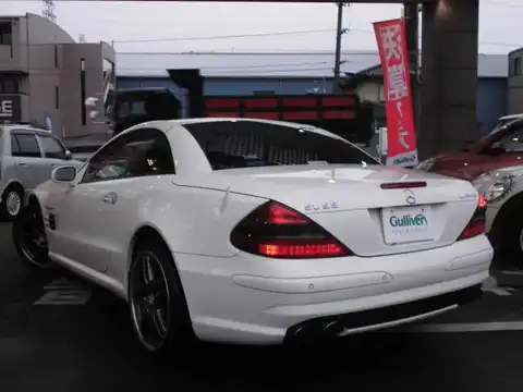 カタログ画像：ＳＬ （SL） ＳＬ５５ ＡＭＧ 2002年7月 GH-230474 5500cc アラバスターホワイト（Ｓ） 燃費6.3km / l バック