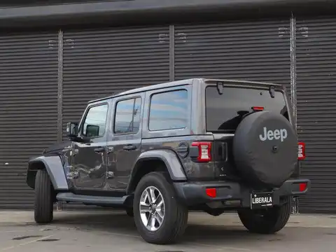 カタログ画像：ジープ・ラングラーアンリミテッド （JEEP WRANGLER UNLIMITED） サハラ ローンチエディション 2018年11月 ABA-JL36L 3600cc グラナイトクリスタルメタリッククリアコート 燃費9.2km / l バック