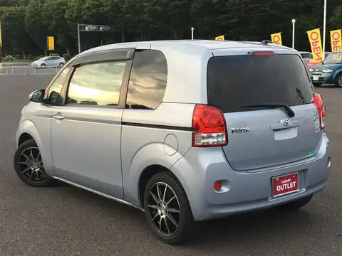 カタログ画像：ポルテ （PORTE） Ｇ 2015年7月 DBA-NCP145 1500cc ライトブルーマイカメタリック 燃費16.0km / l バック