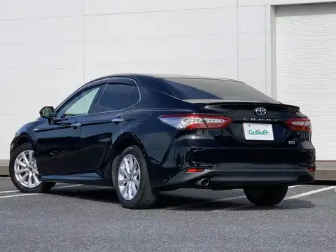 カタログ画像：カムリ （CAMRY） Ｇ 2019年10月 DAA-AXVH70 2500cc アティチュードブラックマイカ 燃費28.4km / l バック