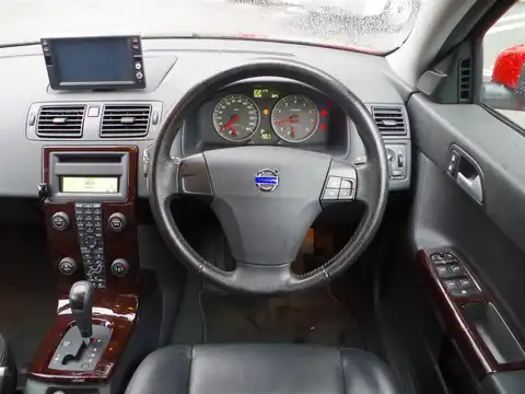 カタログ画像：Ｓ４０ （S40） Ｔ－５ ＡＷＤ 2007年9月 DBA-MB5254A 2500cc アイスホワイト 燃費8.3km / l 内装