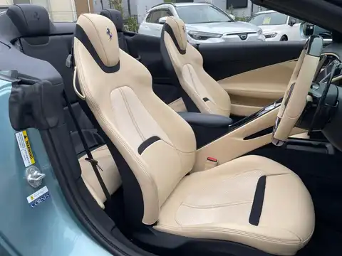 カタログ画像：ローマ （ROMA） ベースグレード 2021年2月 7BA-F164BAA 3900cc フロント