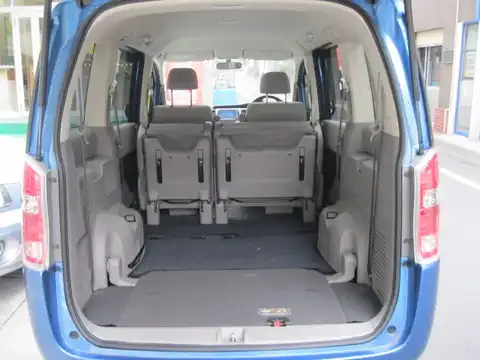 カタログ画像：ステップワゴン （STEPWAGON） Ｇ Ｌパッケージ 2009年10月 DBA-RK1 2000cc アオゾラブルー・メタリック 燃費14.2km / l 内装