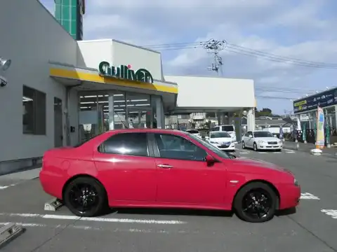 カタログ画像：アルファ１５６ （ALFA 156） ＴＩ ２．０ ＪＴＳ セレスピード 2004年4月 GH-932AXA 2000cc アルファレッド（ソリッドカラー） 外装