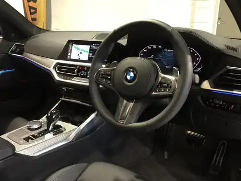 カタログ画像：３シリーズ （3 SERIES） Ｍ３４０ｉ ｘＤｒｉｖｅ 2019年10月 3BA-5U30 3000cc アルピン・ホワイトorミネラル・ホワイト 燃費11.7km / l 内装