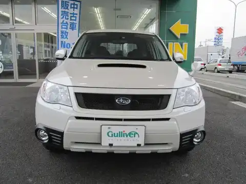 カタログ画像：フォレスター （FORESTER） Ｓエディション 2011年8月 CBA-SH9 2500cc サテンホワイト・パール 燃費9.8km / l フロント