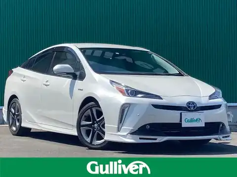 カタログ画像：プリウス （PRIUS） Ａツーリングセレクション 2018年12月 DAA-ZVW51 1800cc ホワイトパールクリスタルシャイン 燃費37.2km / l メイン（その他）