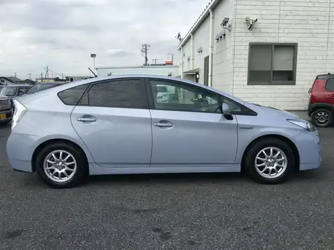 カタログ画像：プリウス （PRIUS） Ｓツーリングセレクション 2009年5月 DAA-ZVW30 1800cc シルバーメタリックorアイスバーグシルバーマイカメタリック 燃費35.5km / l 外装