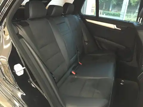 カタログ画像：Ｃクラスステーションワゴン （C-CLASS STATIONWAGON） Ｃ１８０ ステーションワゴン エディションＣ 2014年4月 DBA-204249 1800cc オブシディアンブラック（Ｍ） 燃費13.2km / l 内装