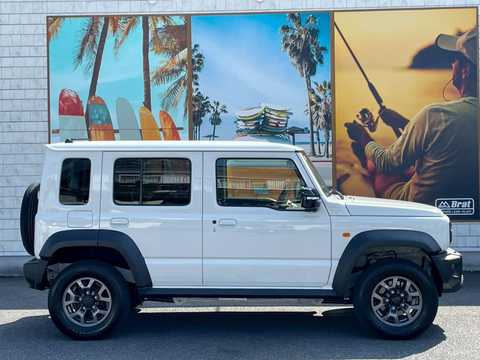 カタログ画像：ジムニー （JIMNY） ＸＧ 2025年11月 3BA-JB64W 660cc 燃費14.3km / l 外装