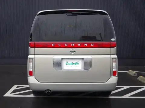 カタログ画像：エルグランド （ELGRAND） ＶＩＰ仕様車 2002年12月 UA-NE51 3500cc 燃費7.8km / l バック