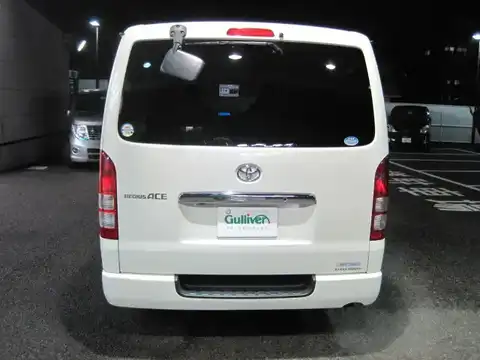 カタログ画像：レジアスエースバン （REGIUS ACE VAN） ＤＸ ＧＬパッケージ仕様車 2007年8月 CBF-TRH200V 2000cc ホワイト 燃費10.0km / l バック