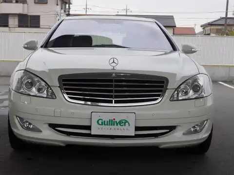 カタログ画像：Ｓクラス （S-CLASS） Ｓ５５０ロング 2007年10月 DBA-221171 5500cc カルサイトホワイト（Ｓ） 燃費6.7km / l フロント