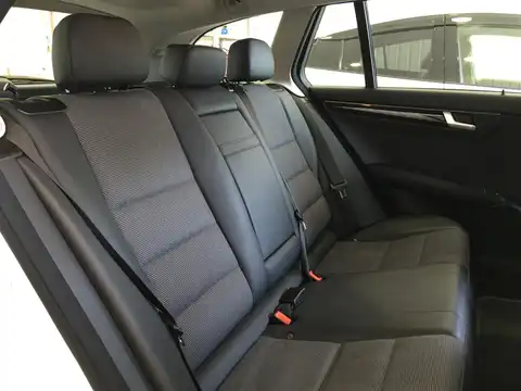 カタログ画像：Ｃクラスステーションワゴン （C-CLASS STATIONWAGON） Ｃ１８０ ステーションワゴン アバンギャルド 2013年8月 DBA-204249 1800cc ダイヤモンドホワイト（Ｍ） 燃費13.2km / l 内装