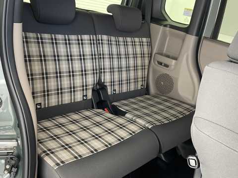 カタログ画像：Ｎ－ＢＯＸジョイ （N-BOX JOY） ベースグレード（モノトーン） 2024年9月 6BA-JF5 660cc 燃費21.3km / l バック