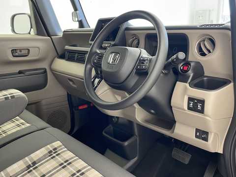 カタログ画像：Ｎ－ＢＯＸジョイ （N-BOX JOY） ベースグレード（モノトーン） 2024年9月 6BA-JF5 660cc 燃費21.3km / l フロント
