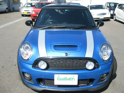 カタログ画像：ＭＩＮＩ （MINI） ジョンクーパーワークス 2008年9月 ABA-MFJCW 1600cc ライトニング・ブルー（メタリック）orレーザーブルー（メタリック） フロント