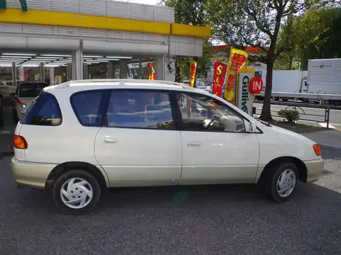 カタログ画像：イプサム （IPSUM） イプサム 2000年4月 GF-SXM10G 2000cc ホワイトパールマイカ 燃費11.6km / l 外装