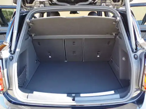 カタログ画像：ＭＩＮＩ （MINI） クーパーＳ クロスオーバー ブラックヒース 2018年2月 DBA-YS20 2000cc ミッドナイト・ブラック・メタリック 燃費15.5km / l 内装